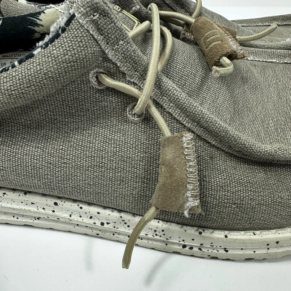 Hey Dude Men's Wally Stretch Gray Canvas Loafers